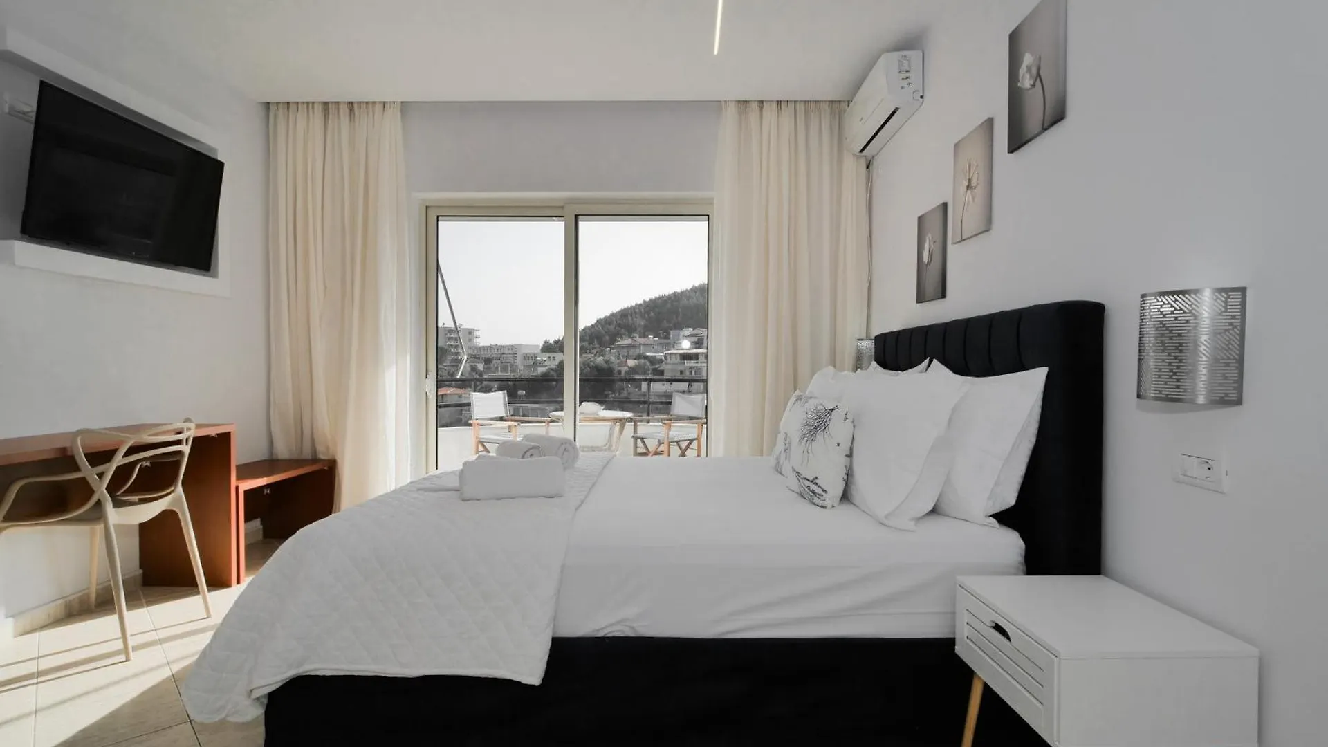 Apartment Central Sunset View Himare